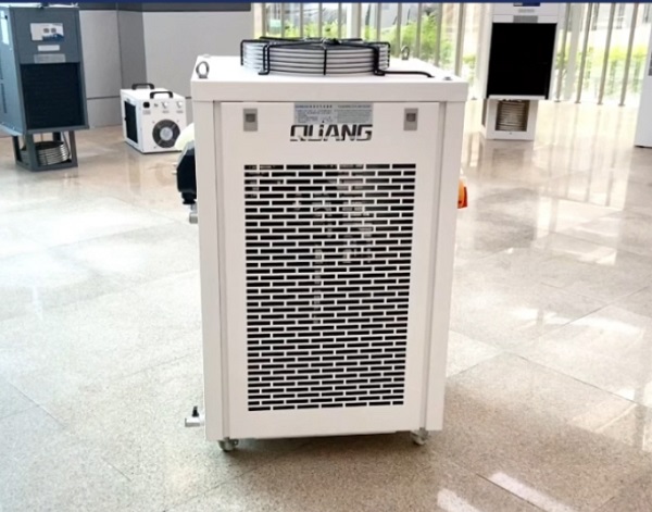 激光焊接機冷水箱